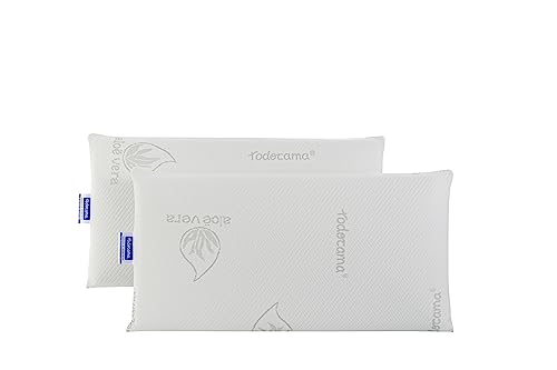 Dos almohadas viscoelásticas Todocama con funda de poliéster, ideales para mayor confort.
