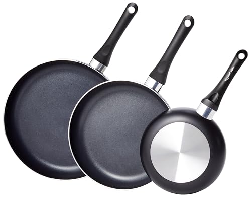 Set de 3 sartenes antiadherentes de Amazon Basics en diferentes tamaños, con revestimiento antiadherente y mangos confortables