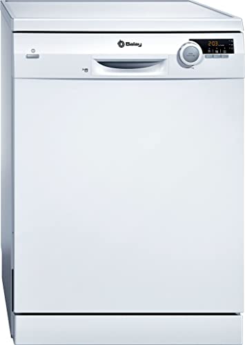 Lavavajillas Balay 3VS572BP de color blanco con panel de control visible y diseño moderno, perfecto para cualquier cocina.