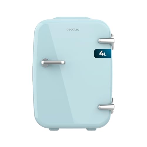 Mini nevera Cecotec Bolero de 4 litros en color azul claro, vista frontal