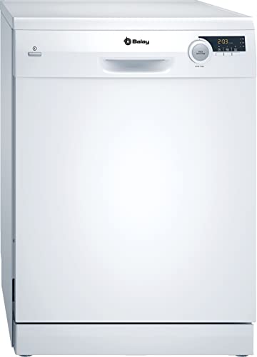 Lavavajillas Balay de libre instalación de color blanco con panel de control frontal