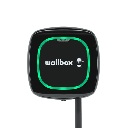 Cargador Wallbox Pulsar Plus mostrando luz verde, ideal para carga de vehículos eléctricos
