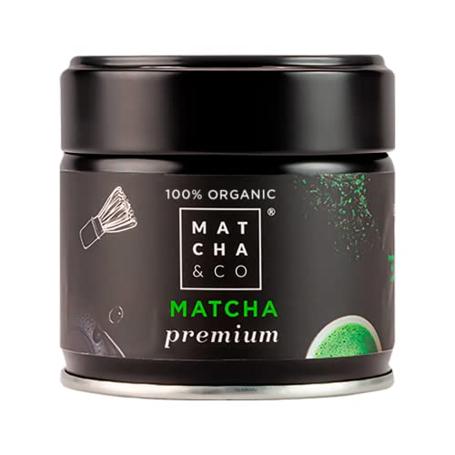 Frasco de té matcha premium 100% ecológico de la marca Matcha & CO, con un diseño elegante y colorido que destaca su calidad