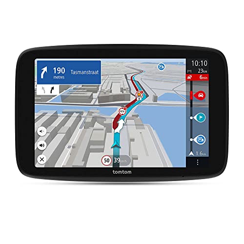 Navegador GPS TomTom mostrando indicaciones de ruta en pantalla, ideal para camiones.