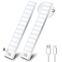 Luz LED del armario OUILA con sensor de movimiento y carga USB, ideal para iluminación interior